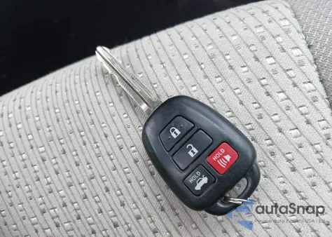 2014 Toyota Camry Le z USA, uszkodzony, nr VIN 4T4BF1FK8ER436683